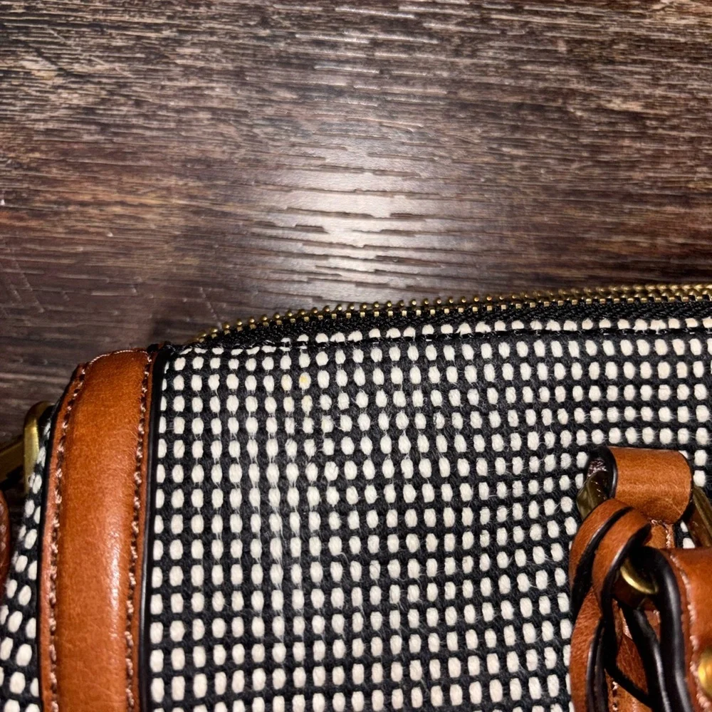 Leather-Trim white & black stitch Crossbody Fossil bag